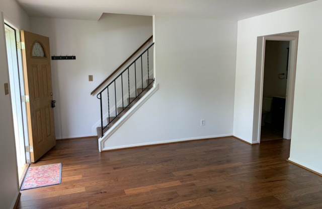 2636 PEARWOOD ROAD Gallery 4