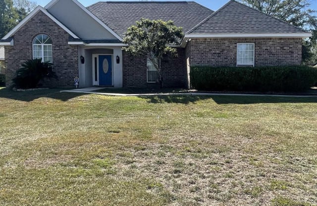 110 WOODLAND DR - 110 Woodland Drive, Denham Springs, LA 70726