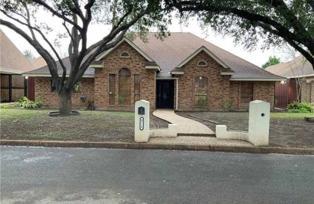 221 E Kiwi Avenue E photos photos