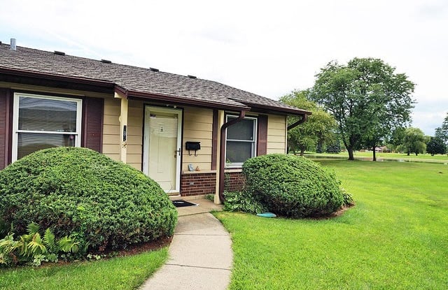 782 LEICESTER Road - 782 Leicester Road, Elk Grove Village, IL 60007