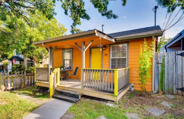 711 Jewell ST - 711 Jewell Street, Austin, TX 78704