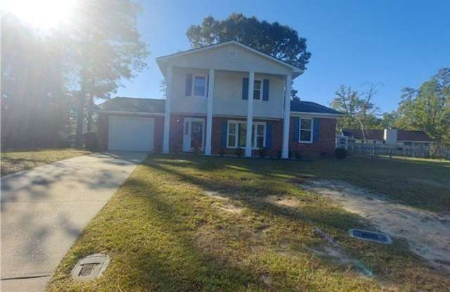 916 BRAMBLEWOOD Court - 916 Bramblewood Court, Fayetteville, NC 28314