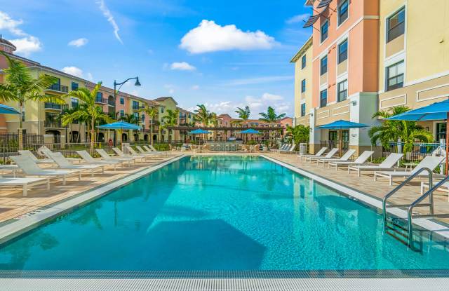 The Reserve at Coconut Point photos photos