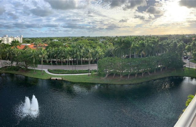 747 Crandon Blvd - 747 Crandon Blvd, Key Biscayne, FL 33149