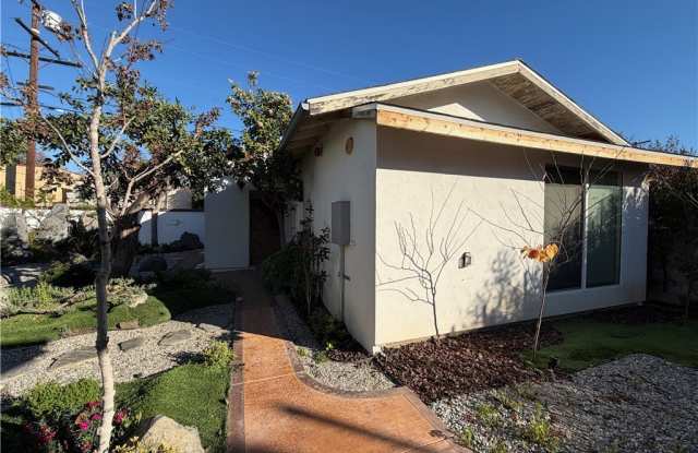 220 Daroca W photos photos