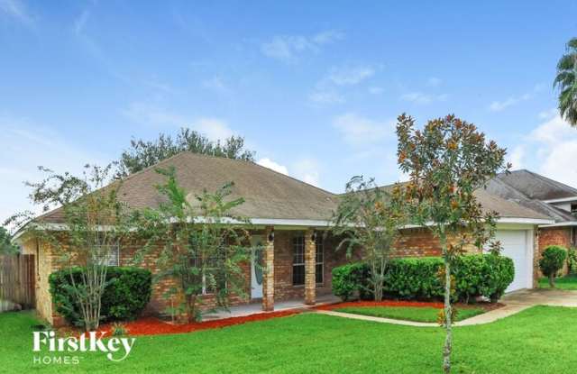 1913 Firefly Drive Gallery 2