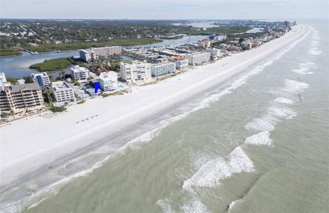 19506 GULF BOULEVARD Gallery 4