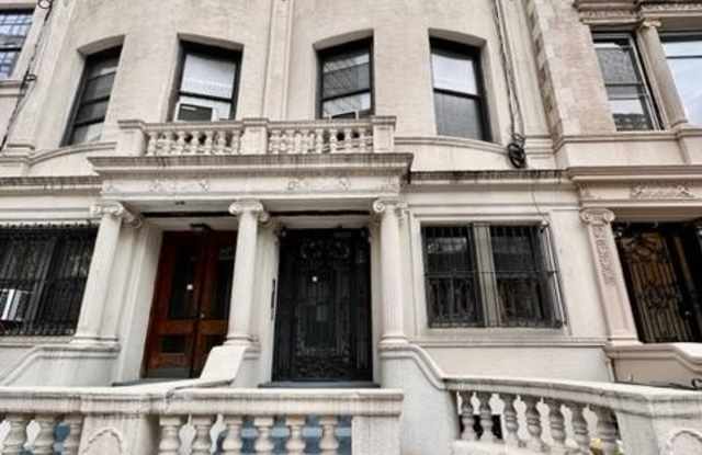 259 W 70th Street Gallery 2
