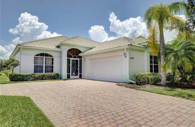 4574 NW Red Maple Drive photos photos