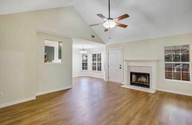 Spacious 3 Bedroom home Gallery 3