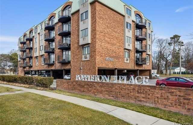 35300 Woodward Avenue photos photos