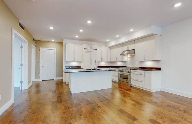Luxury 2BR/2BA Condo in Portland's East End, w/ Garage Parking Included - 185 Fore Street, Portland, ME 04101