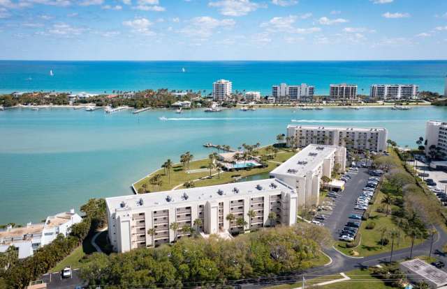 300 Intracoastal Place photos photos