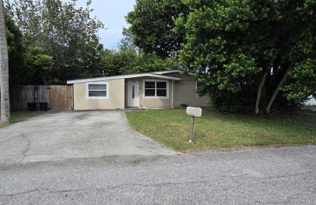 4403 Terry Loop Gallery 1