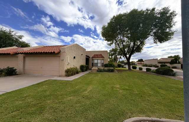 Beautifully Updated 2-Bedroom, 2-Bathroom Home with 2-Car Garage! Gallery 3