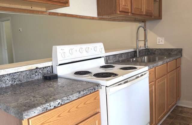 4142 Hein Rd N unit: 2 photos photos 4142 Hein Rd N unit: 2 photos photos