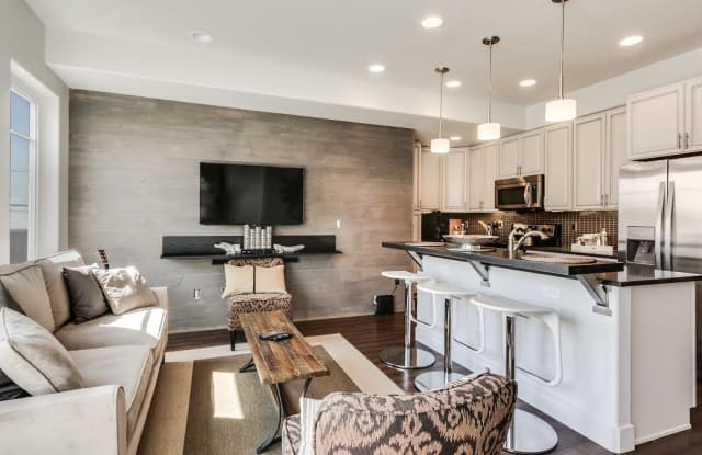 2939 Lawrence St - 2939 Lawrence Street, Denver, CO 80205