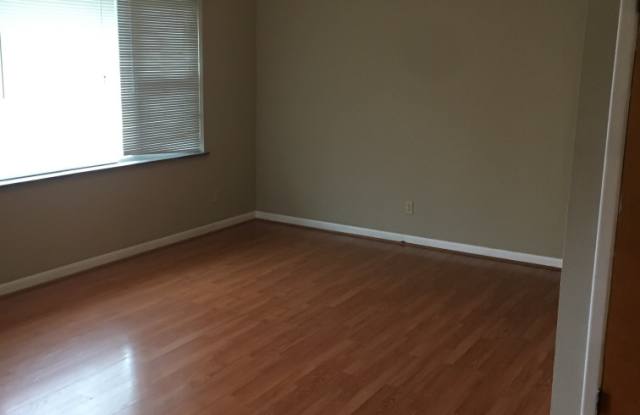 1202 Sun Valley Drive - 1 Gallery 1