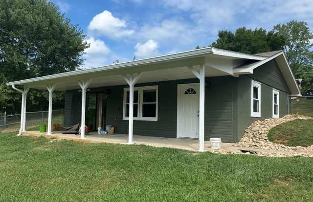 Maryville 37803 - 2 bedroom 1 bath - call Tim Tipton 865-806-7255 photos photos