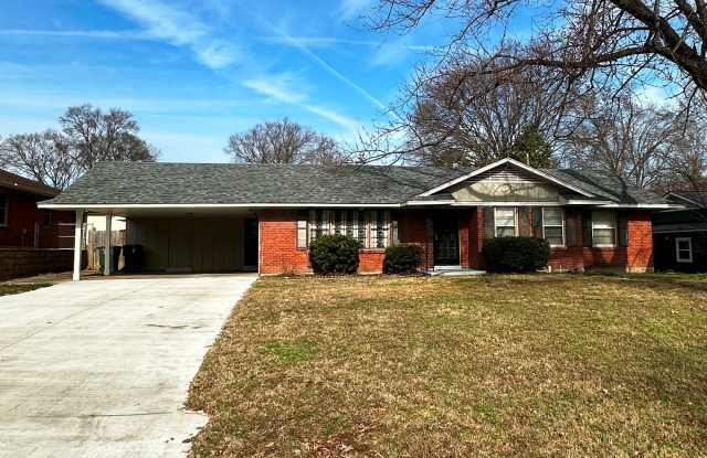 Ranch Style Home With Recent Updates! Big Backyard! No Carpet! Covered Parking! photos photos