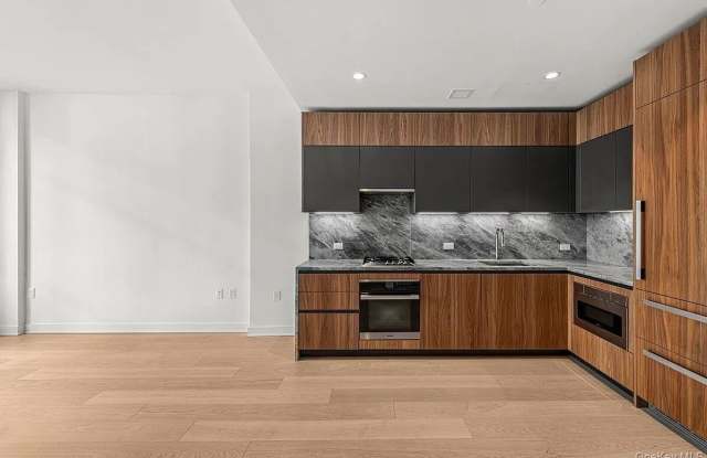 128 West 23rd Street Gallery 4