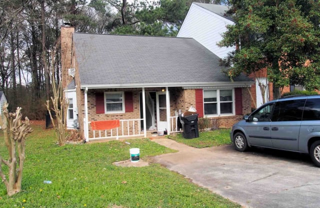 330 Williamsburg Way - 330 Williamsburg Way, Fayetteville, GA 30214