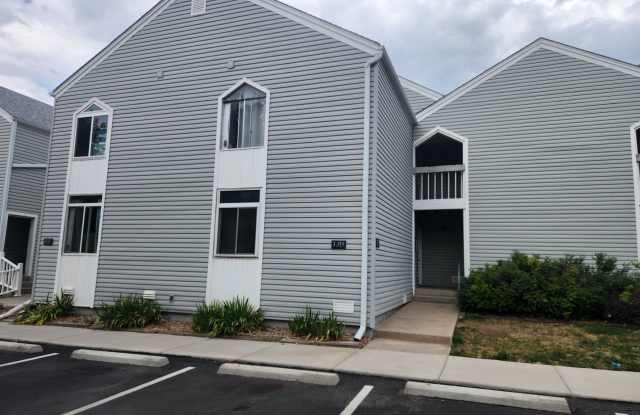 3339 South Monaco Street Parkway #B - 1 photos photos