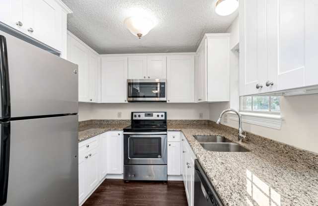 3 Bedroom Home located off N Jefferson Hwy. - 15146 Cocodrie Avenue, Old Jefferson, LA 70817