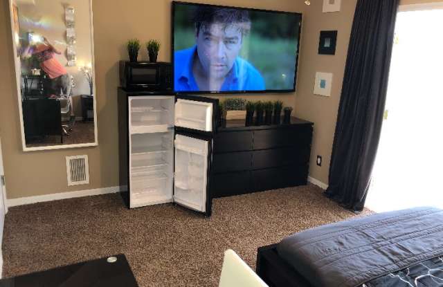 1310 Daytona Avenue - 6 Gallery 4