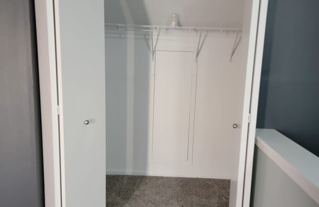 3325 Beacon Street photos photos