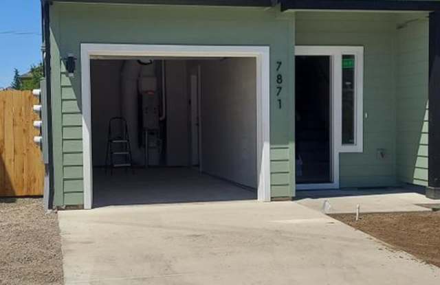 COMING SOON.... Newer 3 bedroom, 2.5 bath townhome! photos photos