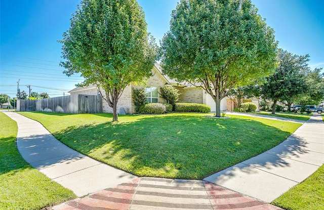 8336 Teja Trail - 8336 Teja Trail, Benbrook, TX 76126