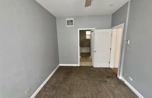 7722 S CORNELL Avenue Gallery 4