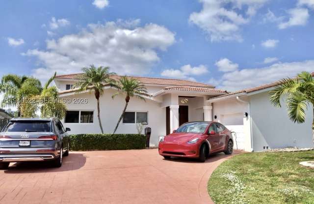 13240 Ortega Ln Gallery 4