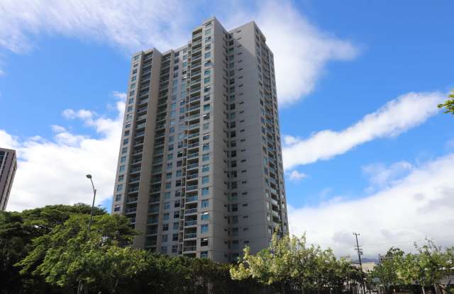 2 Bedroom 1 Bath Penthouse Unit at 1133 Waimanu - Available Now! - 1133 Waimanu Street, Honolulu, HI 96814
