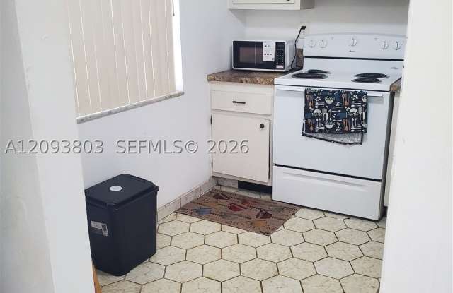 4851 NW 26th Ct Gallery 1