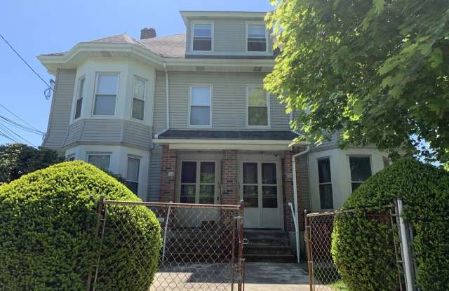 38 Lowell Ave photos photos