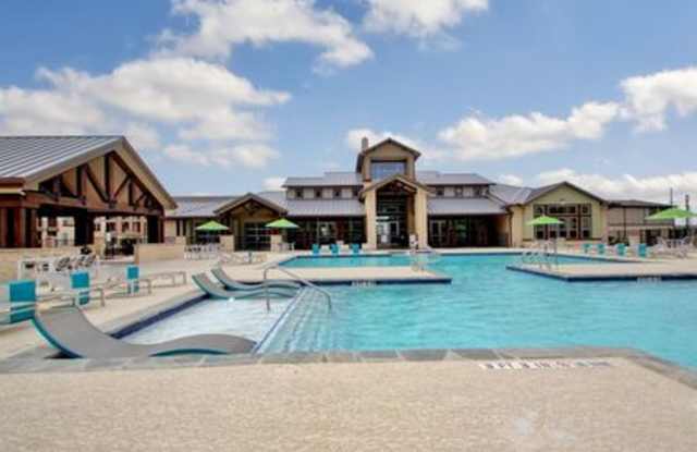 18621 Falcon Pointe Boulevard Gallery 2