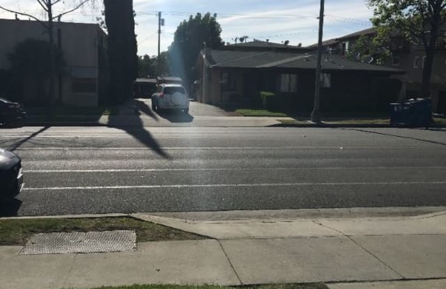 911 S Marengo Ave 1 - 911 S Marengo Ave, Pasadena, CA 91105