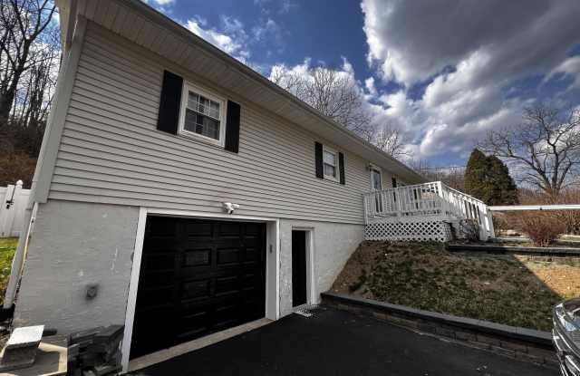 2137 Green Mountain Drive - 2137 Green Mountain Drive, Monroe County, PA 18301 2137 Green Mountain Drive - 2137 Green Mountain Drive, Monroe County, PA 18301