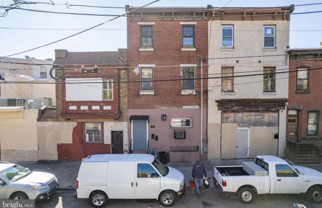 184 E HUNTINGDON Street photos photos