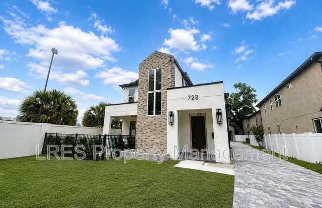 722 Ellwood Ave photos photos