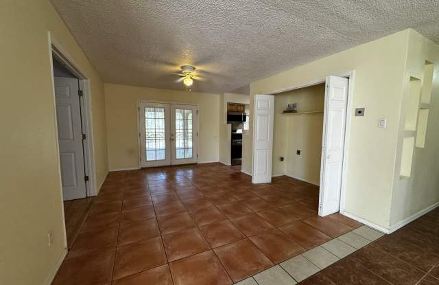 4813 West Glen Drive Southwest Gallery 4