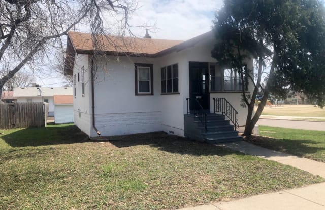 1310 Pleasant Ave - 1310 Pleasant Avenue, St. Paul, MN 55102