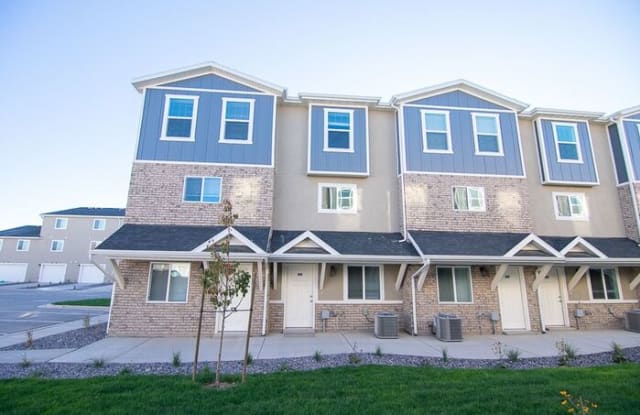 4016 Sunbury Lane - 4016 E Sunbury Ln, Eagle Mountain, UT 84005