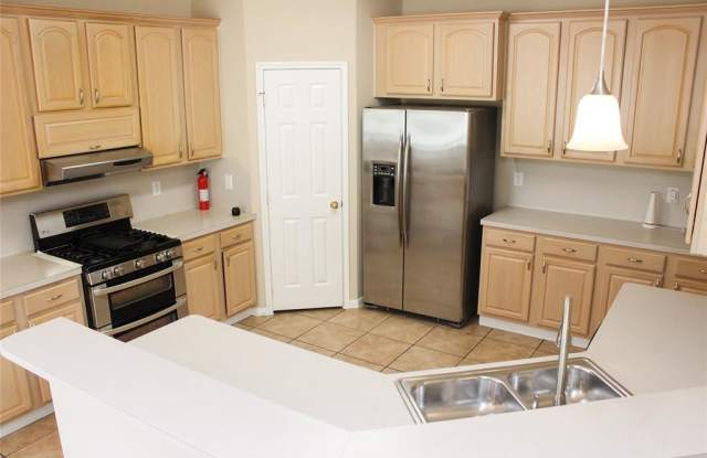 1302 SHADY GROVE COURT Gallery 4