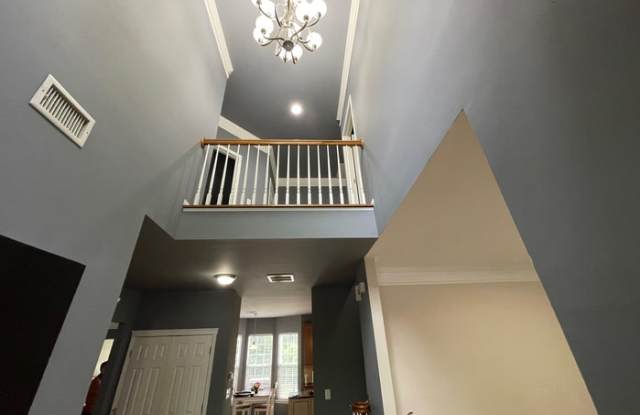 9709 Glenburn Lane Gallery 2