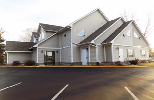 12390 Sherburne Avenue - 12390 Sherburne Avenue, Becker, MN 55308