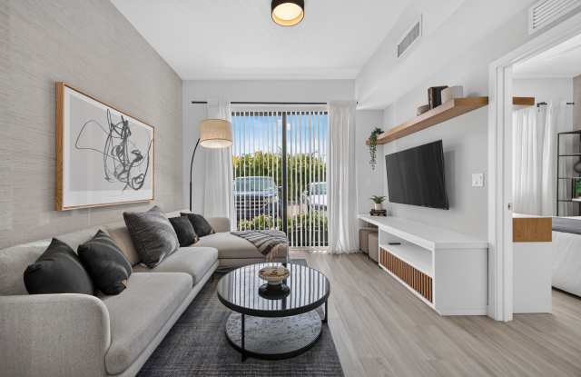Solina Old Cutler Apartments Gallery 1