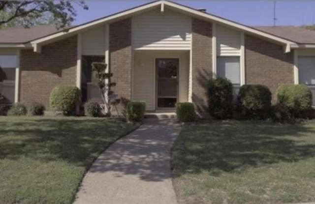 3053 Villa Sur Trail - 3053 Villa Sur Trail, Dallas, TX 75228